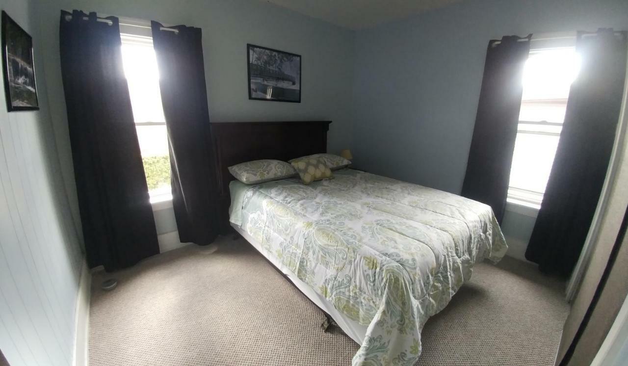 Spacious Frontier Park Apartment エリー エクステリア 写真